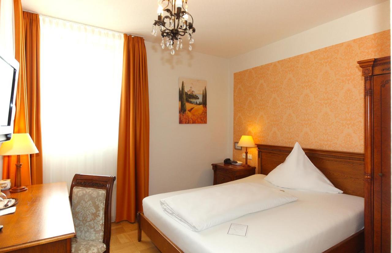 Hotel Rathausgloeckel Baden-Baden Kültér fotó