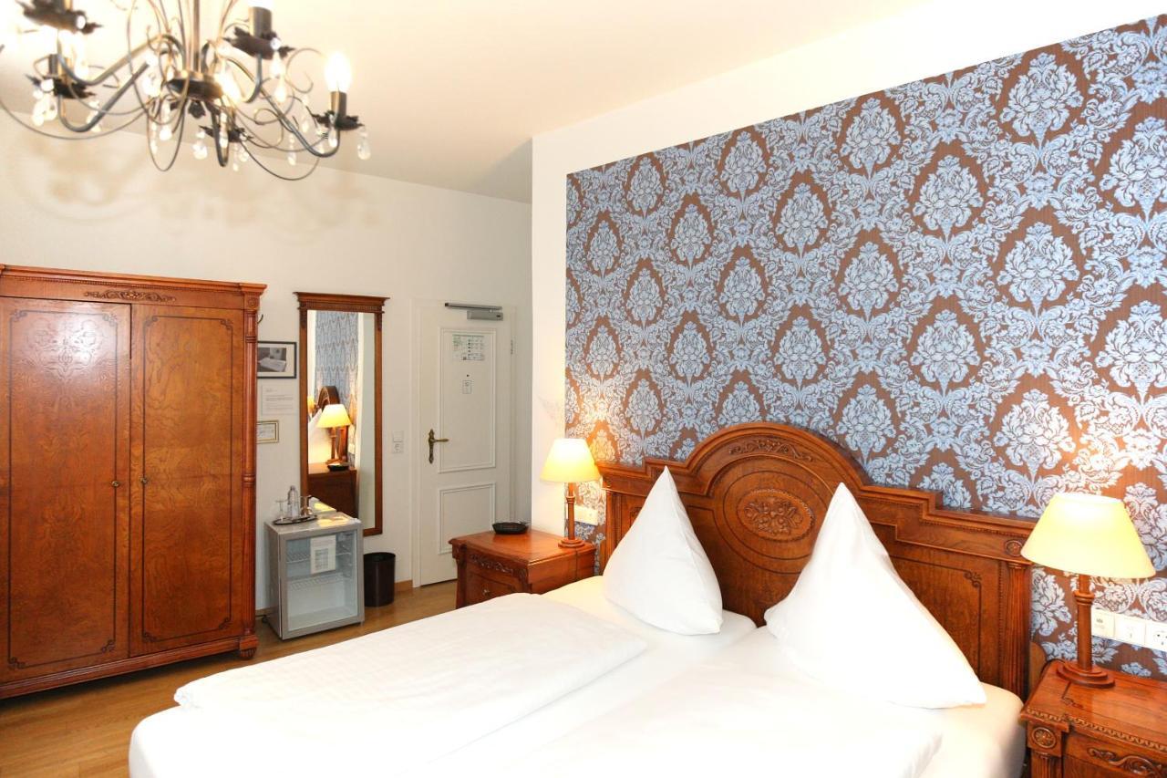 Hotel Rathausgloeckel Baden-Baden Kültér fotó