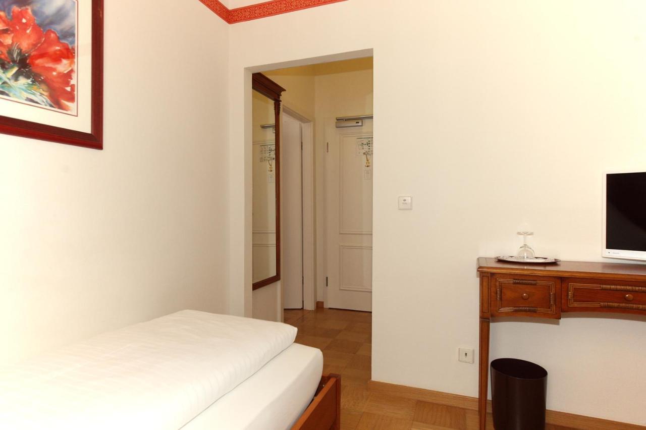 Hotel Rathausgloeckel Baden-Baden Kültér fotó