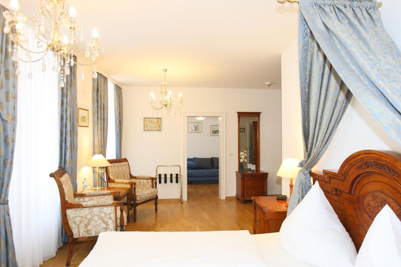 Hotel Rathausgloeckel Baden-Baden Kültér fotó