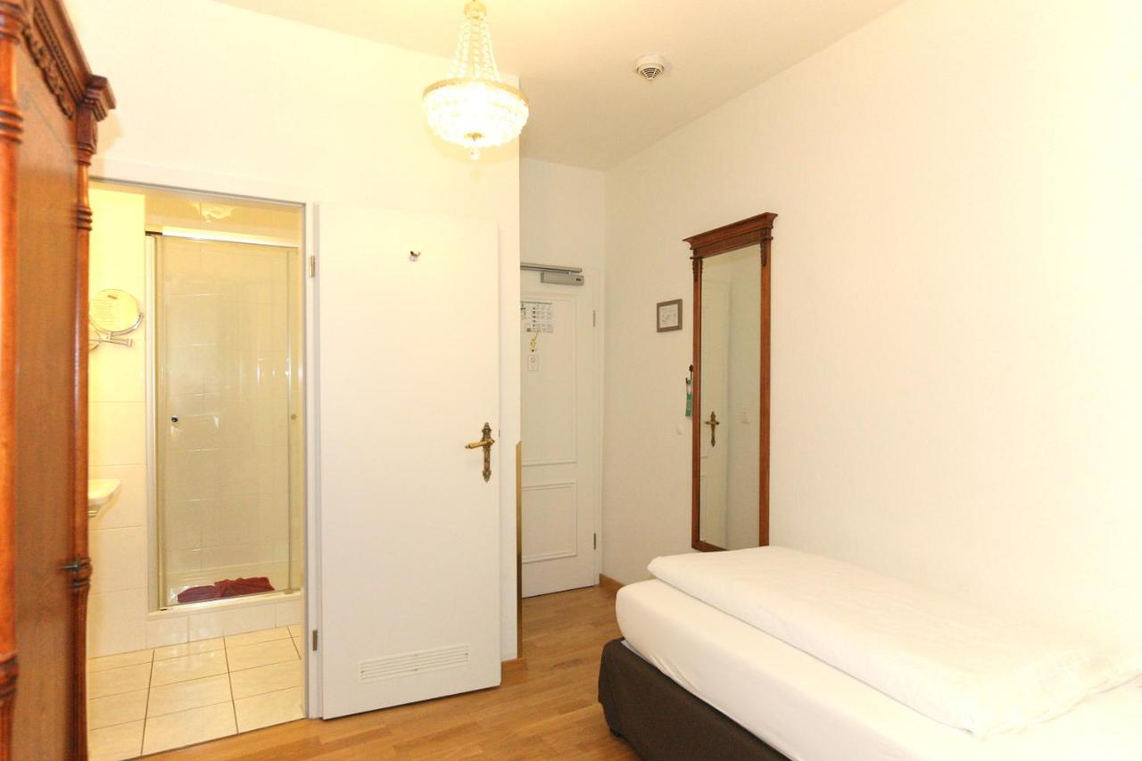 Hotel Rathausgloeckel Baden-Baden Kültér fotó